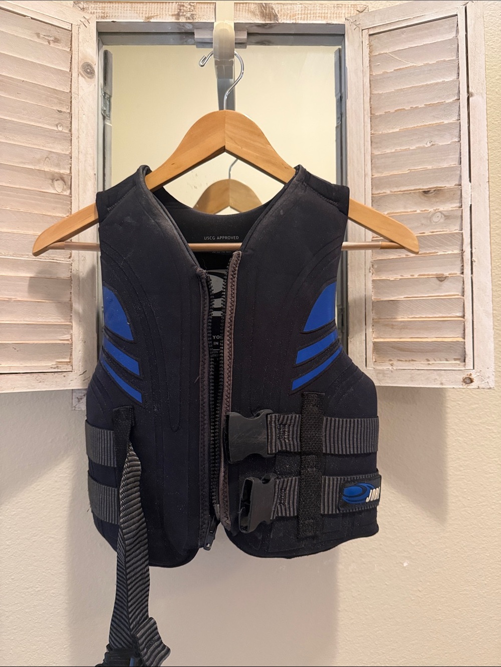 Jobe Youth Black & Blue Life Vest - USCG Approved